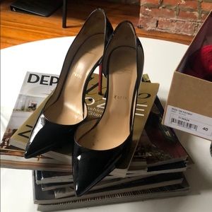 100% Authentic Christian Louboutin Iriza size 40